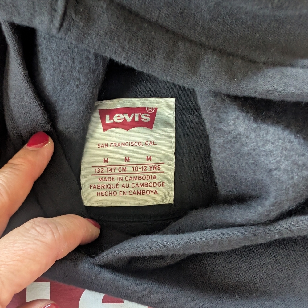 Levi's Black Hoodie with Red Emblem - Picture 3 of 3